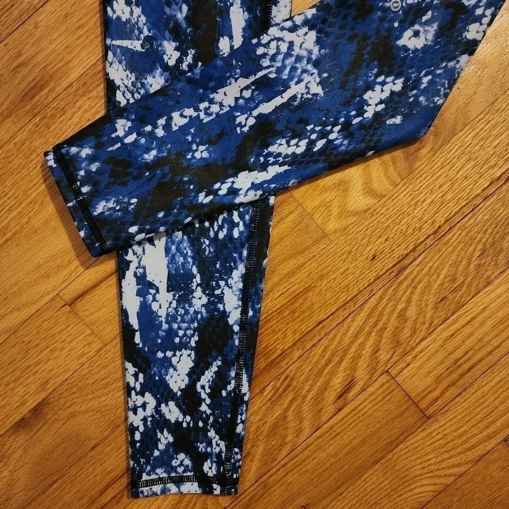 ALO Yoga Airbrush Electric Blue Python Snakeskin Leggings Women's Small S Yoga